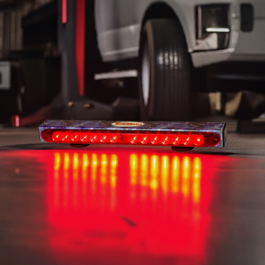 TM-FLUX Wireless Tow Light Bar